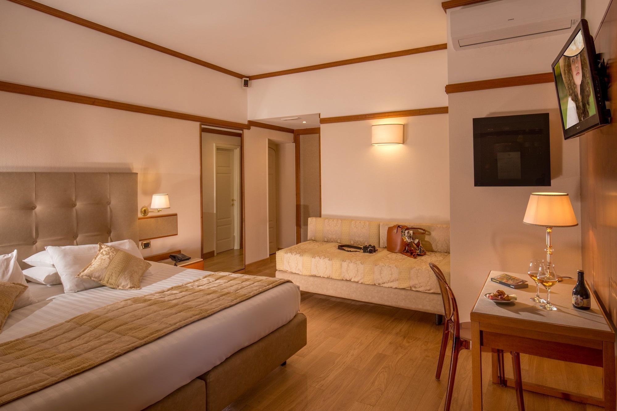 Hotel La Residenza Rzym Zewnętrze zdjęcie